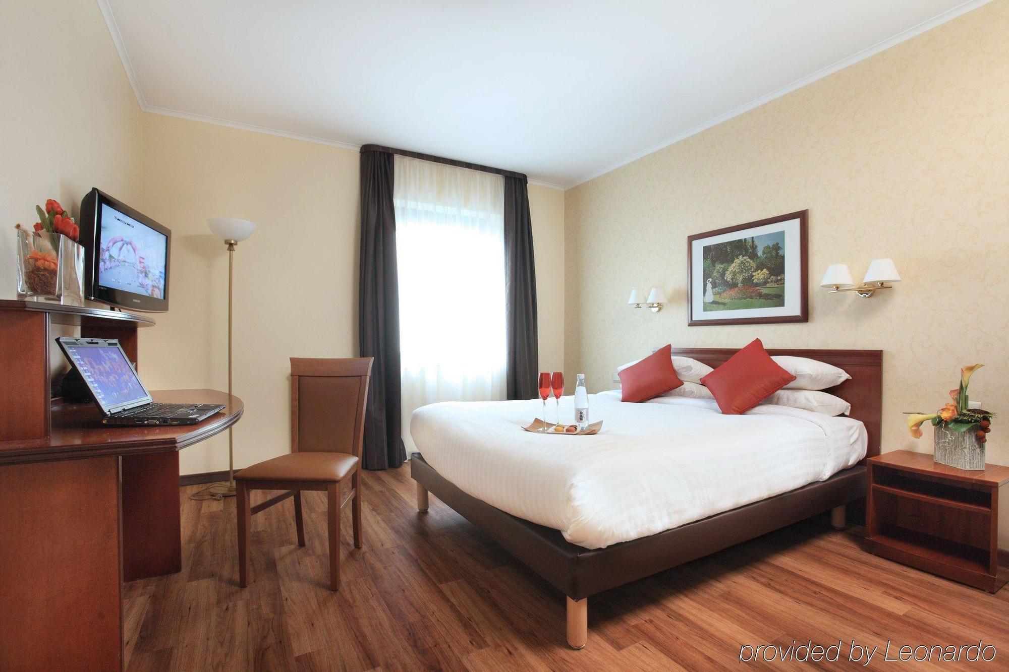 Citadines Toison D'Or Brussels Aparthotel Ruang foto